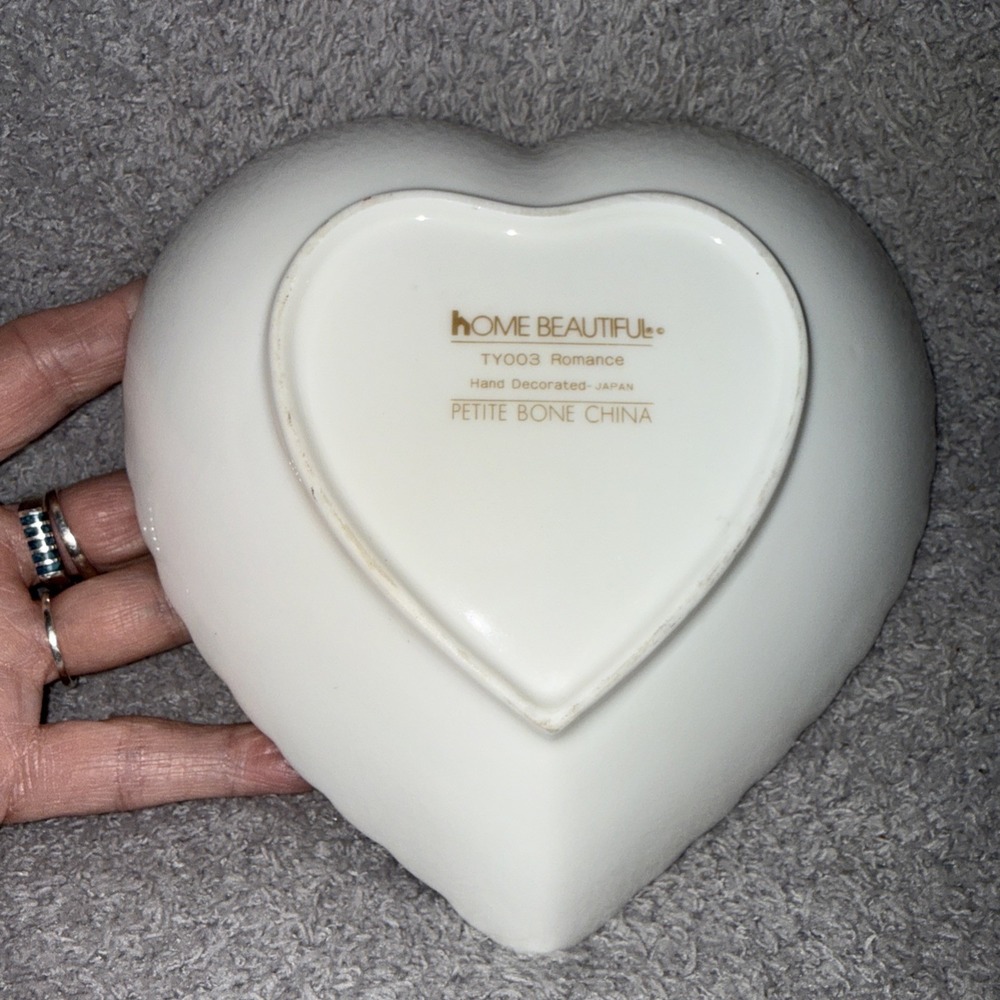 Home Beautiful TY003 Romance Heart Shaped Trinket Dish - Picture 3 of 4